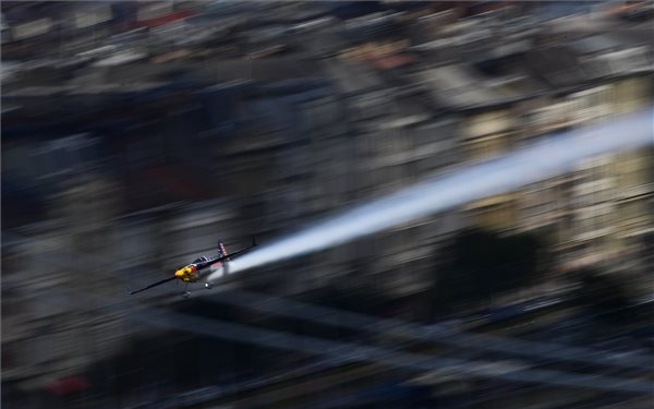 Red Bull Air Race - Kirby Chambliss nyert Budapesten